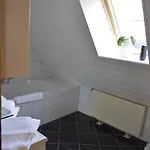 Haus Erna 아파트 *